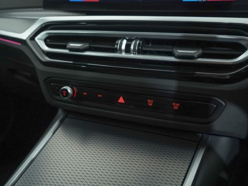 2023 (73) BMW 3 SERIES 320i M Sport 4dr Step Auto 4915305