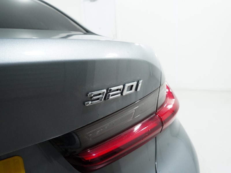 2023 (73) BMW 3 SERIES 320i M Sport 4dr Step Auto 4915270