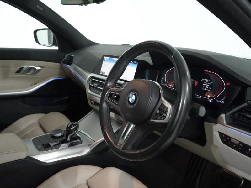 2020 (70) BMW 3 SERIES 320d MHT M Sport 4dr Step Auto 4980650