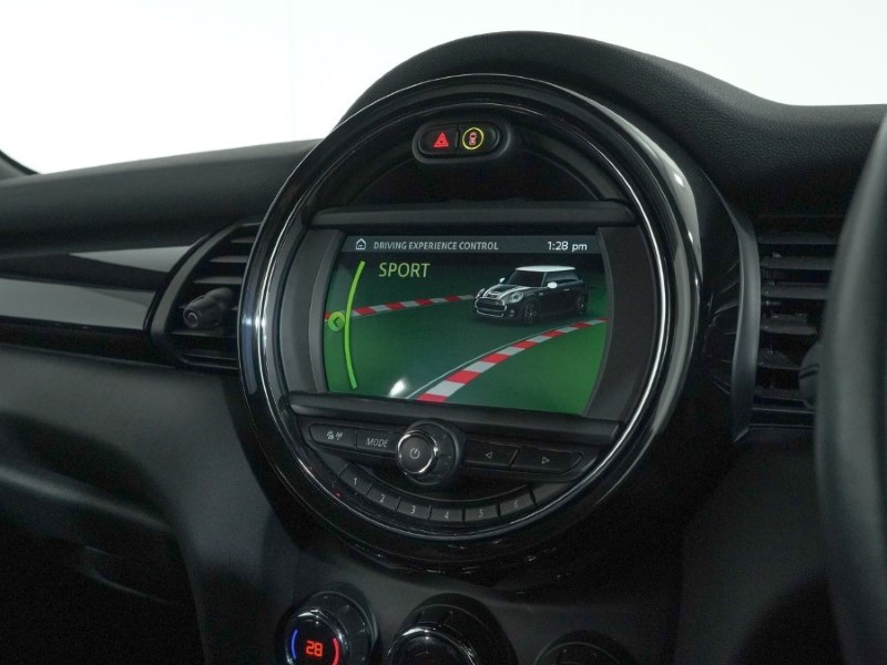 2021 (21) MINI HATCHBACK 135kW Cooper S Level 2 33kWh 3dr Auto 4935929