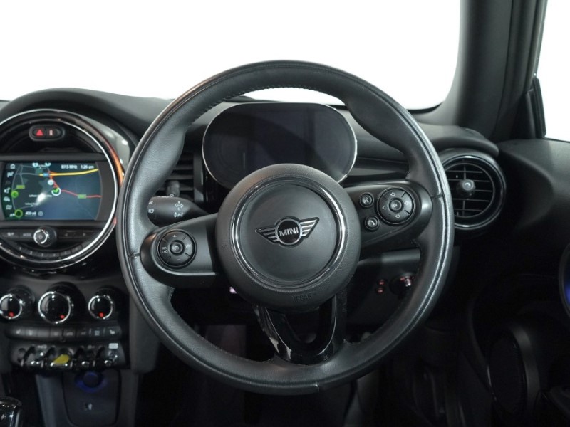 2021 (21) MINI HATCHBACK 135kW Cooper S Level 2 33kWh 3dr Auto 4935897