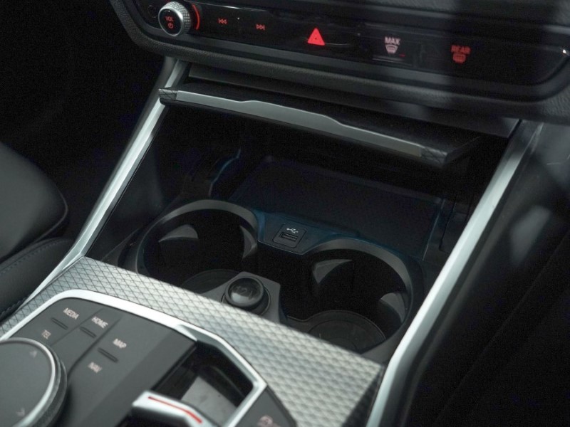 2023 (73) BMW 3 SERIES 330e M Sport 4dr Step Auto 4935023