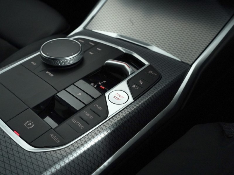 2023 (73) BMW 3 SERIES 330e M Sport 4dr Step Auto 4935022