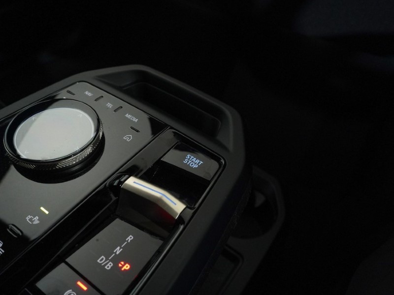 2023 (73) BMW iX 240kW xDrive40 M Sport 76.6kWh 5dr Auto 4935551