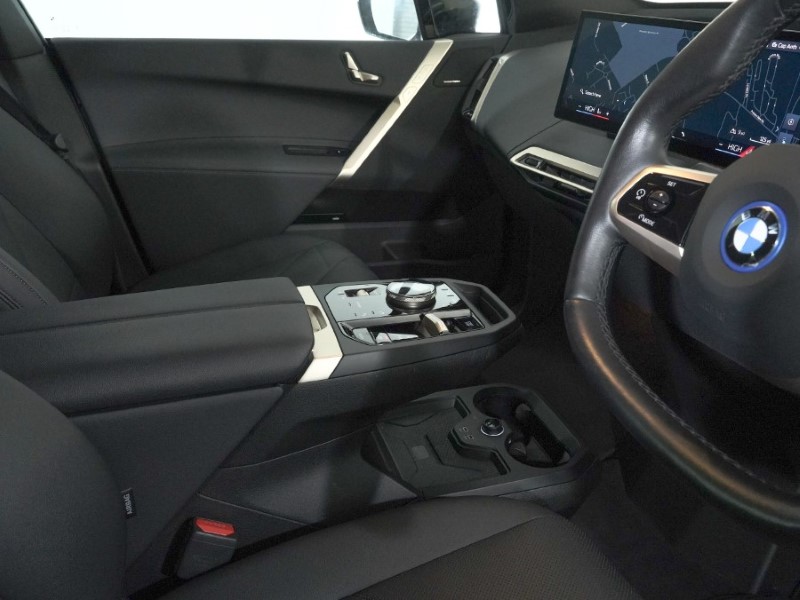 2023 (73) BMW iX 240kW xDrive40 M Sport 76.6kWh 5dr Auto 4935539