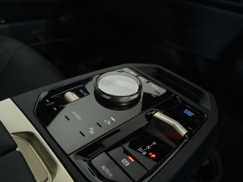 2023 (73) BMW iX 240kW xDrive40 M Sport 76.6kWh 5dr Auto 4935552