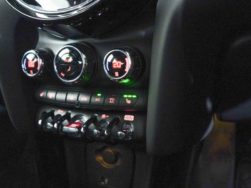 2022 (72) MINI HATCHBACK 1.5 Cooper Exclusive 5dr Auto 4945354