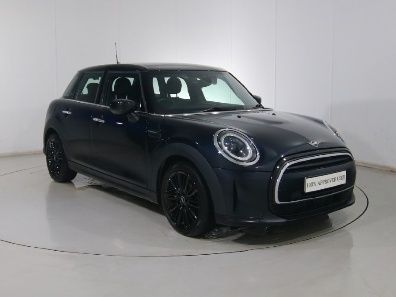 2022 (72) MINI HATCHBACK 1.5 Cooper Exclusive 5dr Auto