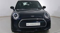 2022 (72) MINI HATCHBACK 1.5 Cooper Exclusive 5dr Auto 4945367