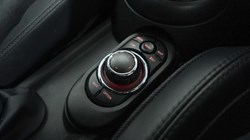 2022 (72) MINI HATCHBACK 1.5 Cooper Exclusive 5dr Auto 4945360