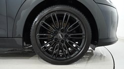 2022 (72) MINI HATCHBACK 1.5 Cooper Exclusive 5dr Auto 4945362