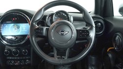 2022 (72) MINI HATCHBACK 1.5 Cooper Exclusive 5dr Auto 4945336