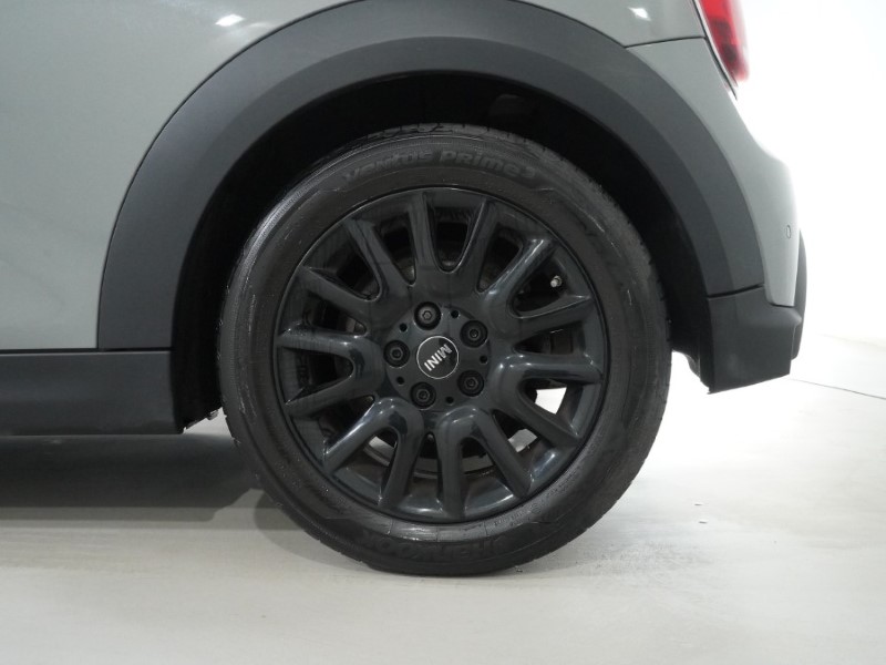 2022 (72) MINI HATCHBACK 1.5 Cooper Classic 3dr Auto 4971534