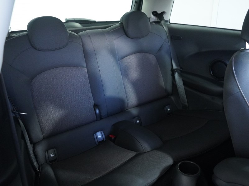 2022 (72) MINI HATCHBACK 1.5 Cooper Classic 3dr Auto 4971536