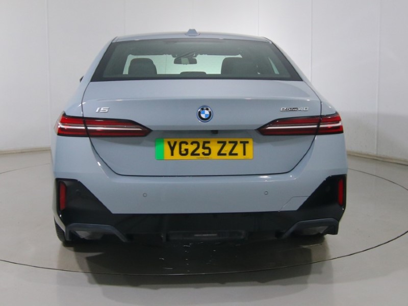 2025 (25) BMW I5 250kW eDrive40 M Sport 84kWh 4dr Auto 4948774