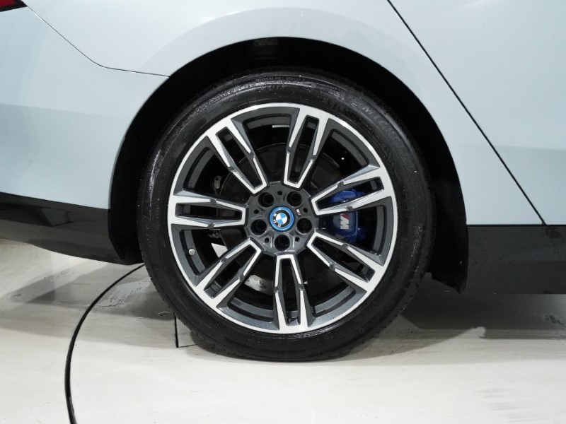 2025 (25) BMW I5 250kW eDrive40 M Sport 84kWh 4dr Auto 4948764