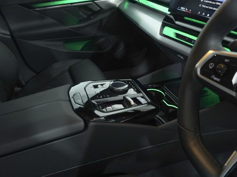 2025 (25) BMW I5 250kW eDrive40 M Sport 84kWh 4dr Auto 4948743