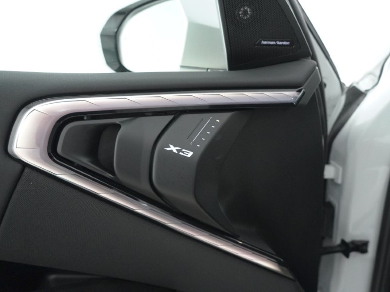 2025 (25) BMW X3 xDrive20 xLine 5dr Step Auto 4966155