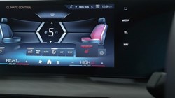 2025 (25) BMW 2 SERIES 225e xDrive M Sport 5dr DCT 4953741