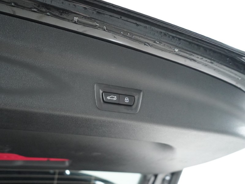 2025 (25) BMW iX1 150kW eDrive20 M Sport 65kWh 5dr Auto 4964964