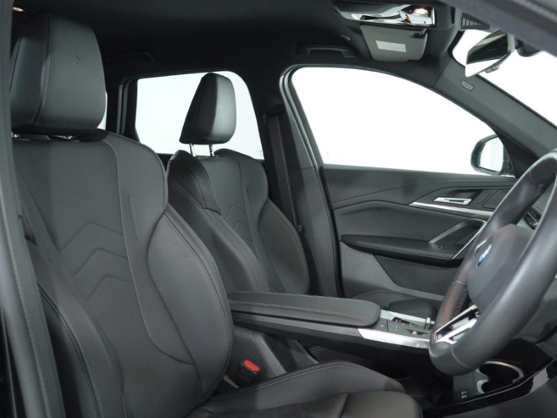 2025 (25) BMW iX1 150kW eDrive20 M Sport 65kWh 5dr Auto 4964975