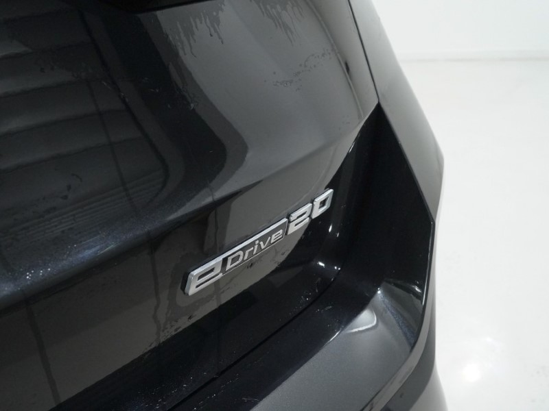 2025 (25) BMW iX1 150kW eDrive20 M Sport 65kWh 5dr Auto 4964962