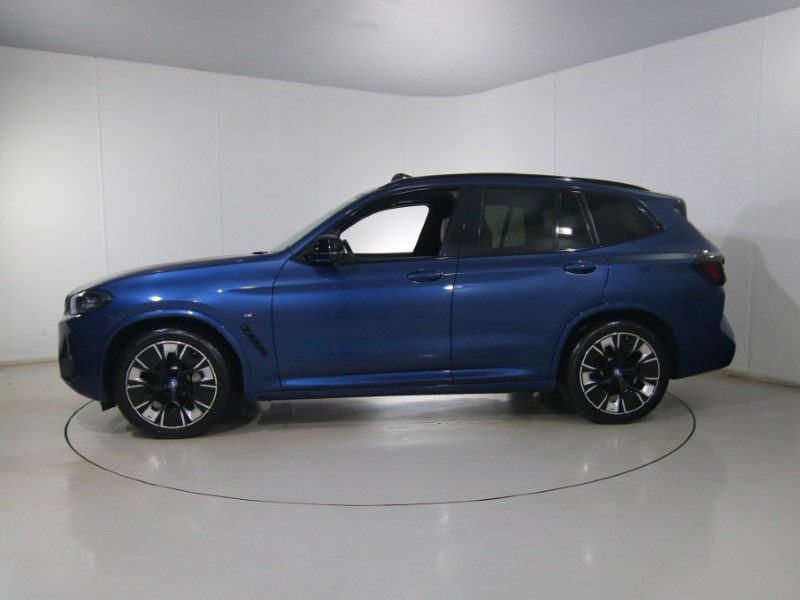 2022 (72) BMW iX3 210kW M Sport Pro 80kWh 5dr Auto 4974678