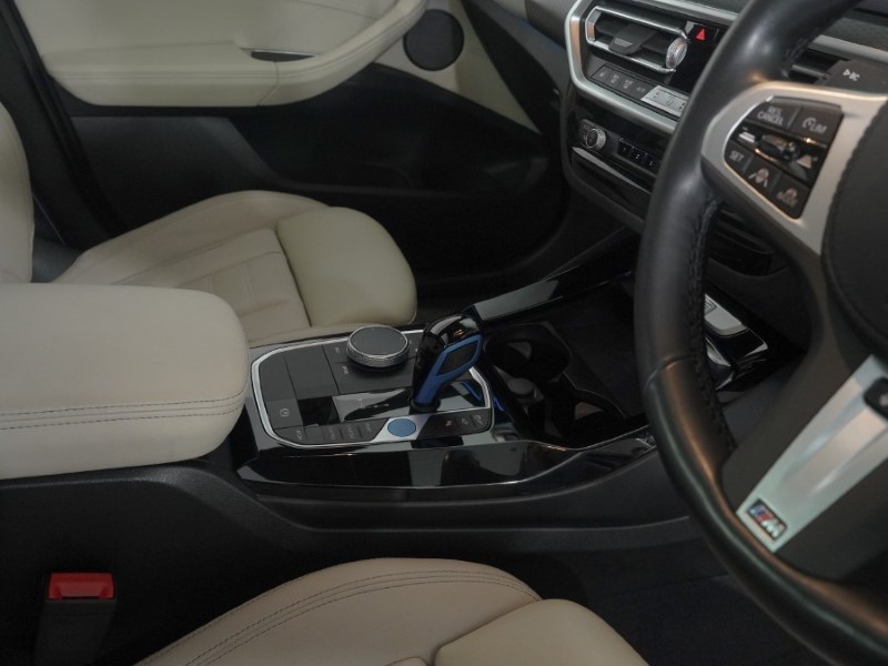 2022 (72) BMW iX3 210kW M Sport Pro 80kWh 5dr Auto 4974648