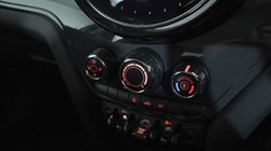 2022 (22) MINI COUNTRYMAN 1.5 Cooper Classic 5dr Auto 4961669