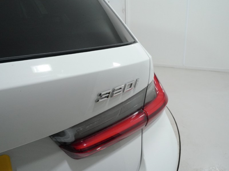 2025 (25) BMW 3 SERIES 320i M Sport 5dr Step Auto 4984504