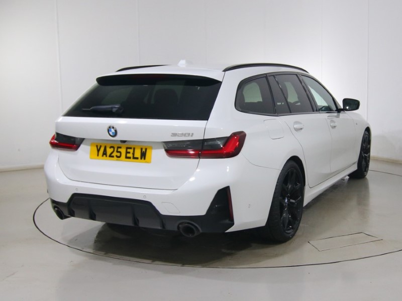 2025 (25) BMW 3 SERIES 320i M Sport 5dr Step Auto 4984550