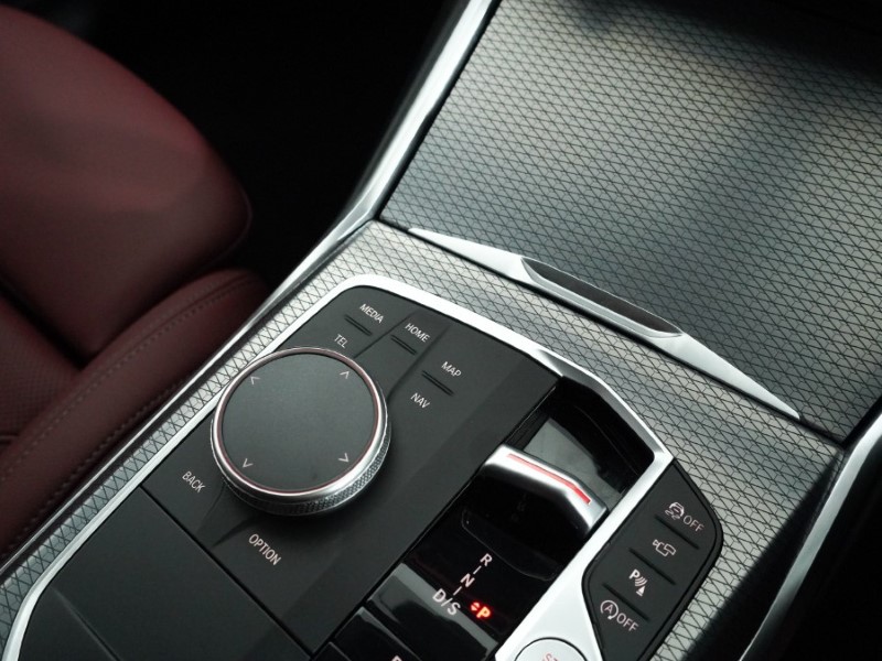 2025 (25) BMW 3 SERIES 320i M Sport 5dr Step Auto 4984532