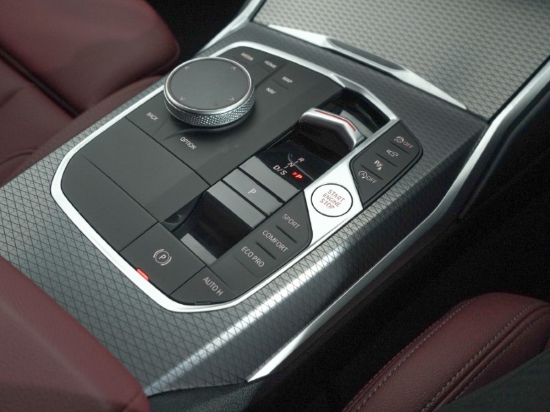 2025 (25) BMW 3 SERIES 320i M Sport 5dr Step Auto 4984534