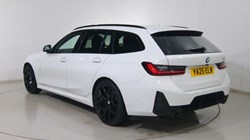 2025 (25) BMW 3 SERIES 320i M Sport 5dr Step Auto 4984548
