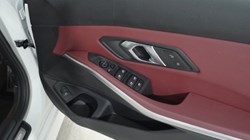 2025 (25) BMW 3 SERIES 320i M Sport 5dr Step Auto 4984516