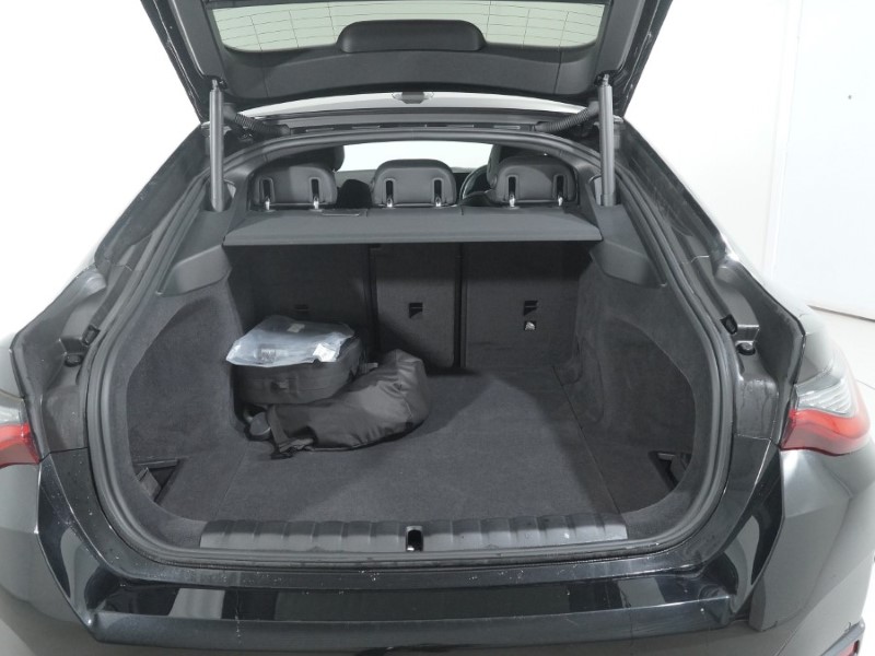 2022 (72) BMW I4 250kW eDrive40 M Sport 83.9kWh 5dr Auto 4972048