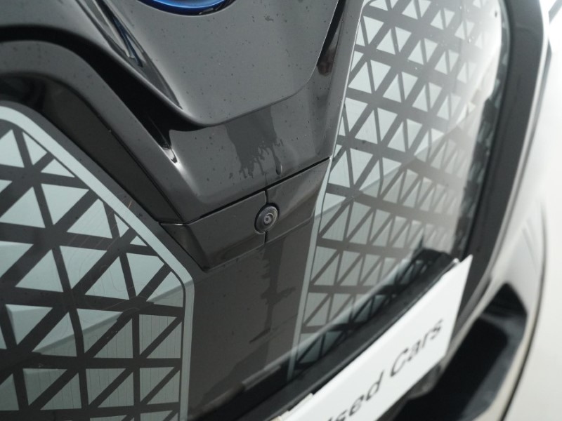 2022 (72) BMW iX 240kW xDrive40 M Sport Edition 76.6kWh 5dr Auto 4973771