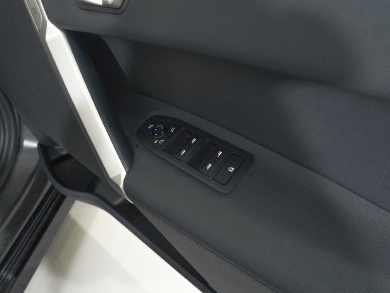 2022 (72) BMW iX 240kW xDrive40 M Sport Edition 76.6kWh 5dr Auto 4973777