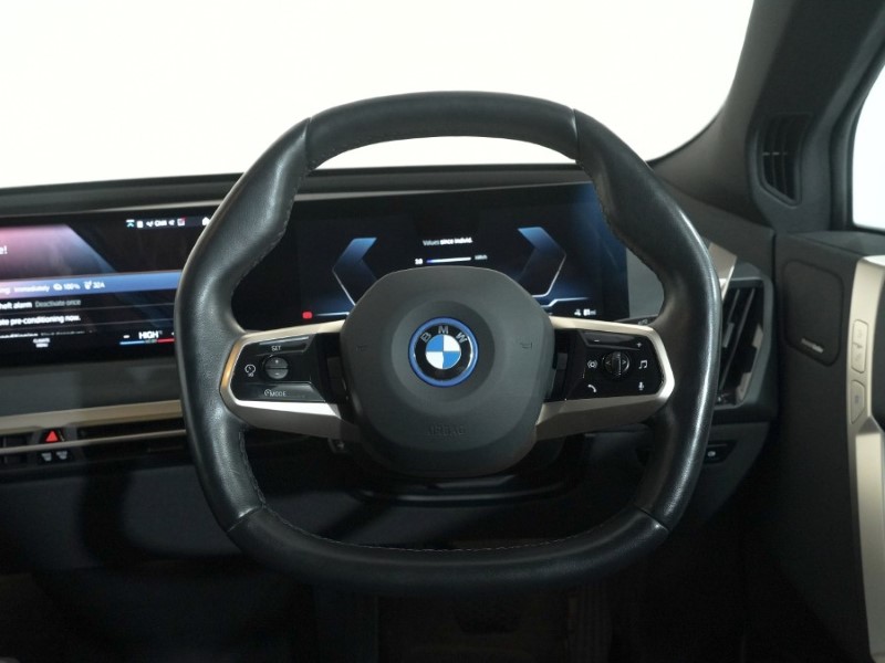 2022 (72) BMW iX 240kW xDrive40 M Sport Edition 76.6kWh 5dr Auto 4973765