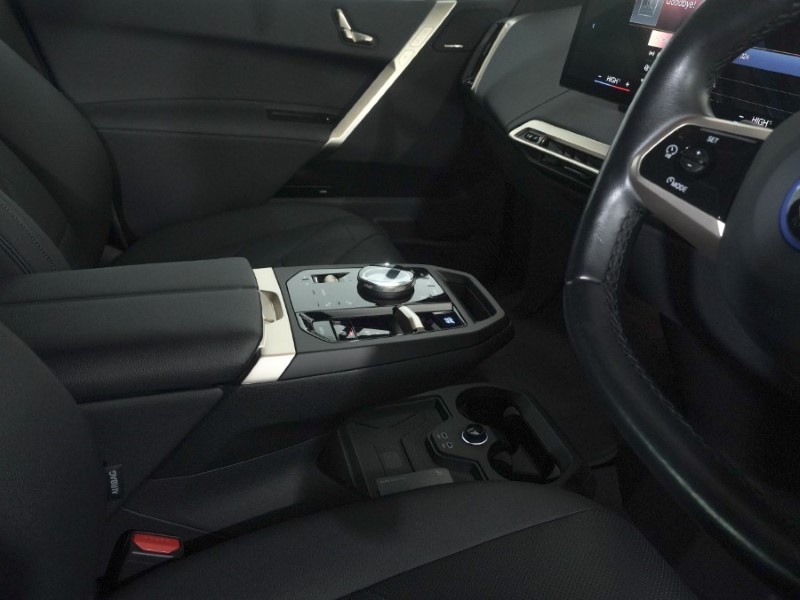 2022 (72) BMW iX 240kW xDrive40 M Sport Edition 76.6kWh 5dr Auto 4973781