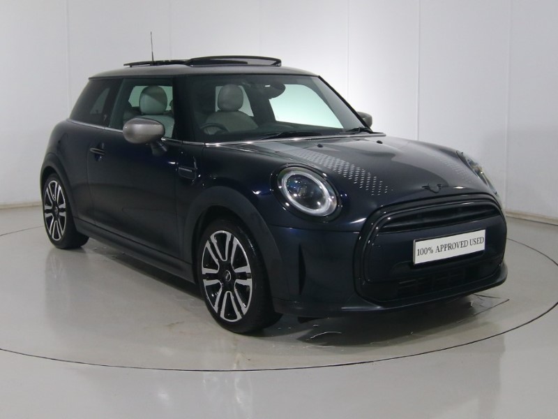 2022 (22) MINI HATCHBACK 1.5 Cooper Exclusive 3dr Auto
