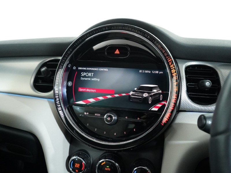2022 (22) MINI HATCHBACK 1.5 Cooper Exclusive 3dr Auto 4978973