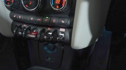 2022 (22) MINI HATCHBACK 1.5 Cooper Exclusive 3dr Auto 4978970