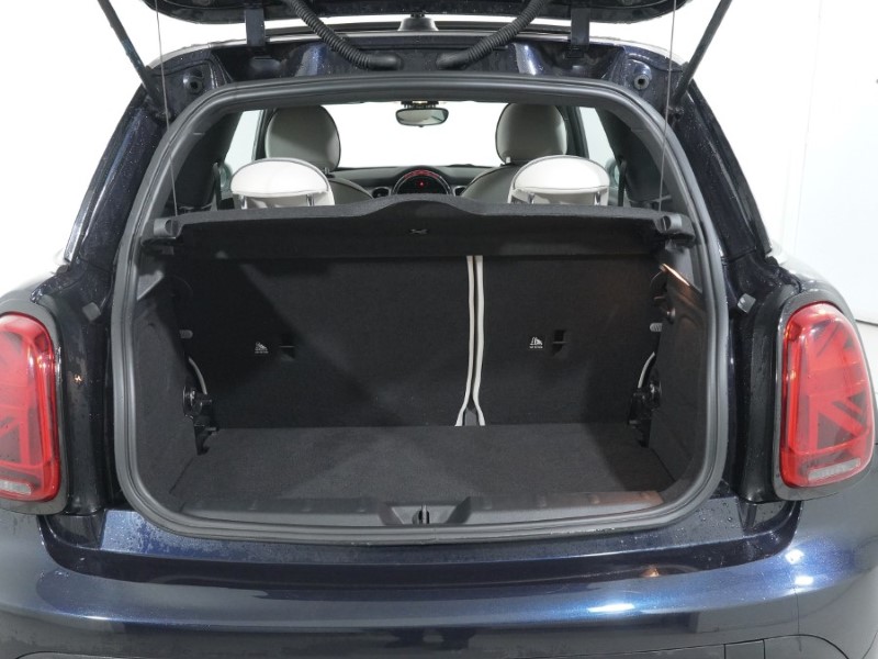 2022 (22) MINI HATCHBACK 1.5 Cooper Exclusive 3dr Auto 4978946