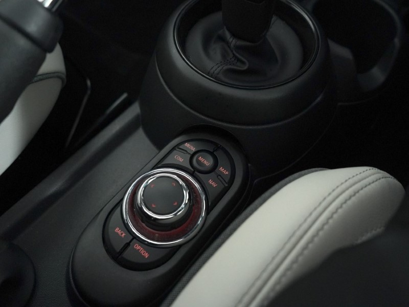 2022 (22) MINI HATCHBACK 1.5 Cooper Exclusive 3dr Auto 4978977