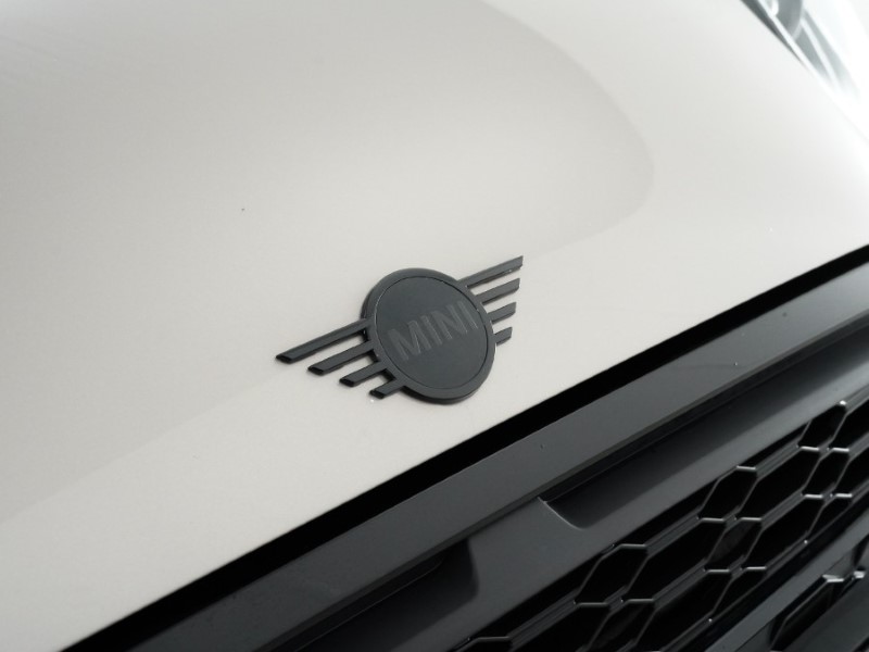 2023 (73) MINI HATCHBACK 1.5 Cooper Sport Premium 3dr Auto 4978418