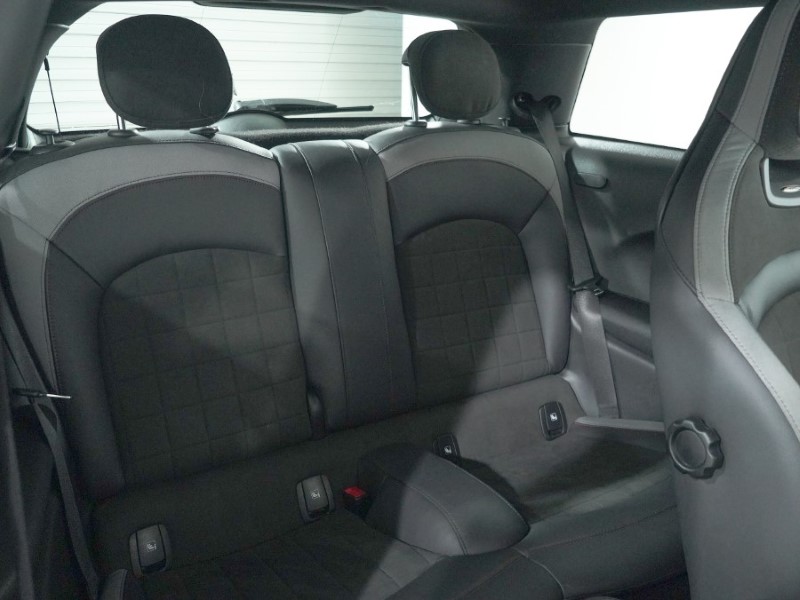 2023 (73) MINI HATCHBACK 1.5 Cooper Sport Premium 3dr Auto 4978412