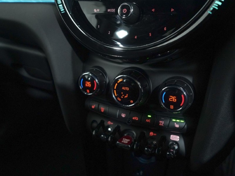 2023 (73) MINI HATCHBACK 1.5 Cooper Sport Premium 3dr Auto 4978425