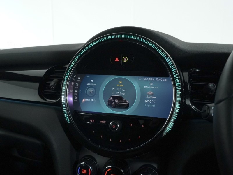 2023 (73) MINI HATCHBACK 1.5 Cooper Sport Premium 3dr Auto 4978423