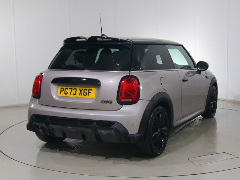 2023 (73) MINI HATCHBACK 1.5 Cooper Sport Premium 3dr Auto 4978447